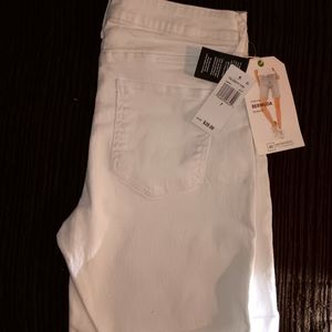 Re Generation Bermuda white jean shorts